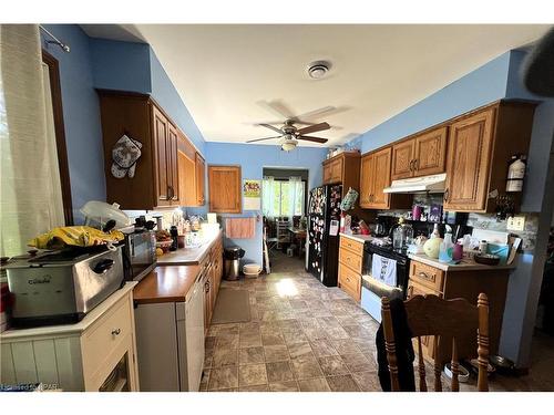 325 Maple Avenue, Stratford, ON - Indoor Photo Showing Kitchen