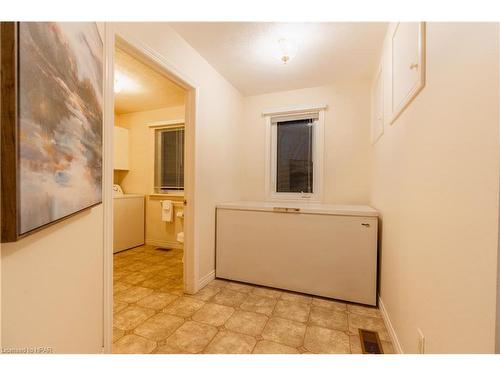 78260 Parr Line, Central Huron, ON - Indoor Photo Showing Laundry Room