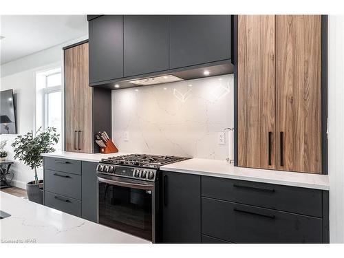 120 Glass Street, St. Marys, ON - Indoor Photo Showing Kitchen