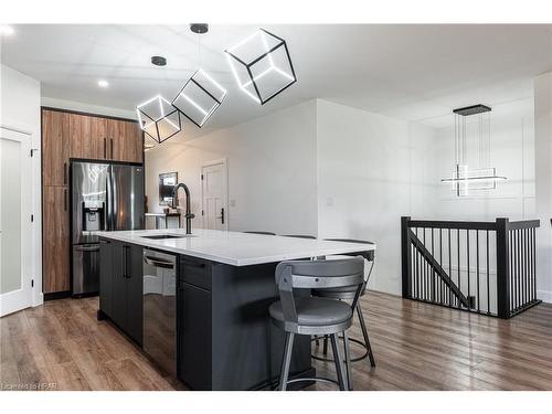 120 Glass Street, St. Marys, ON - Indoor Photo Showing Kitchen With Upgraded Kitchen