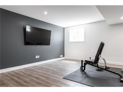 120 Glass Street, St. Marys, ON - Indoor Photo Showing Gym Room