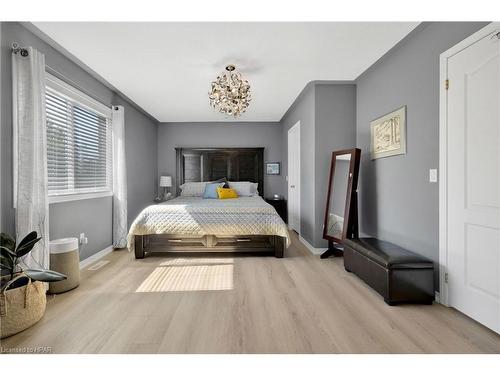 46 Shaw Valley Drive, St. Thomas, ON - Indoor Photo Showing Bedroom