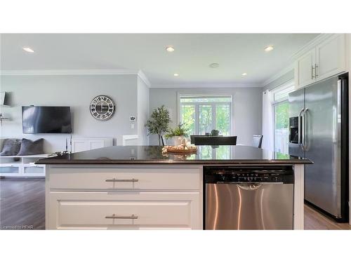 220 Spencer Street, Clinton, ON - Indoor Photo Showing Kitchen