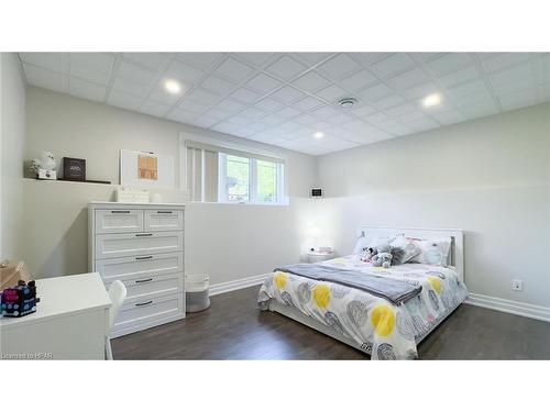 220 Spencer Street, Clinton, ON - Indoor Photo Showing Bedroom