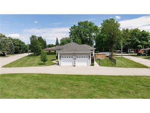 220 Spencer Street, Clinton, ON - Outdoor