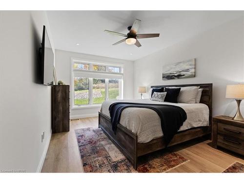 125 Pugh Street E, Milverton, ON - Indoor Photo Showing Bedroom