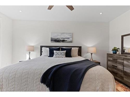 125 Pugh Street E, Milverton, ON - Indoor Photo Showing Bedroom