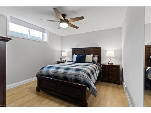 125 Pugh Street E, Milverton, ON - Indoor Photo Showing Bedroom