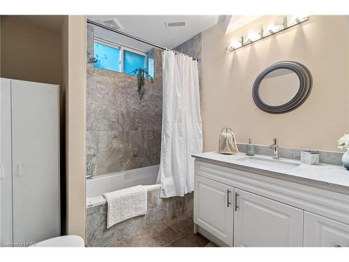 84763 Ontario Street, Ashfield-Colborne-Wawanosh, ON - Indoor Photo Showing Bathroom