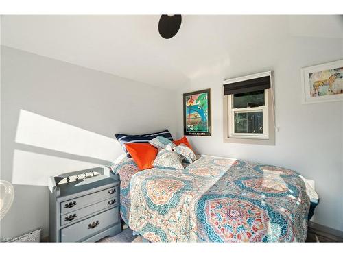 84763 Ontario Street, Ashfield-Colborne-Wawanosh, ON - Indoor Photo Showing Bedroom