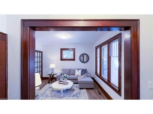 178 Newgate Street, Goderich, ON - Indoor Photo Showing Living Room