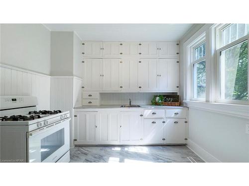 178 Newgate Street, Goderich, ON - Indoor Photo Showing Kitchen