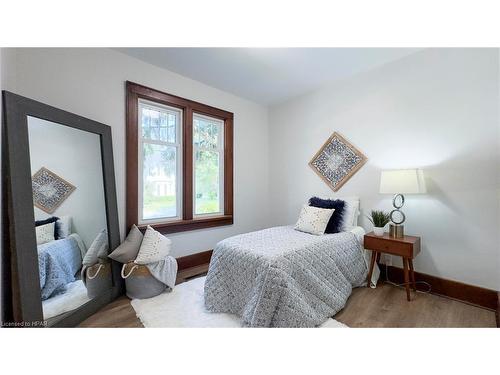 178 Newgate Street, Goderich, ON - Indoor Photo Showing Bedroom