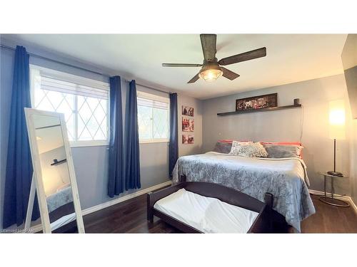 223 Coulton Drive, Mitchell, ON - Indoor Photo Showing Bedroom