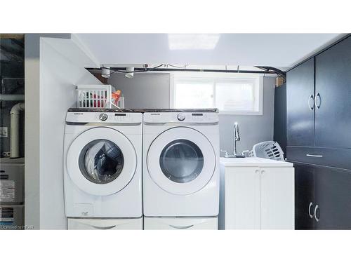 223 Coulton Drive, Mitchell, ON - Indoor Photo Showing Laundry Room