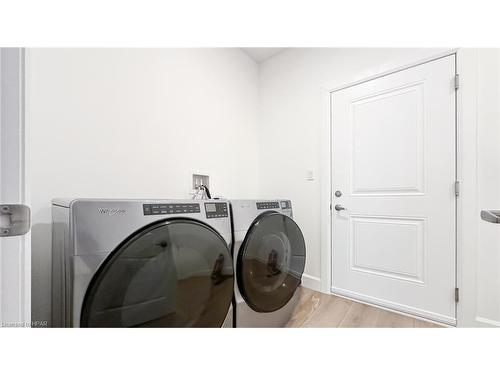 432 Coast Drive, Goderich, ON - Indoor Photo Showing Laundry Room