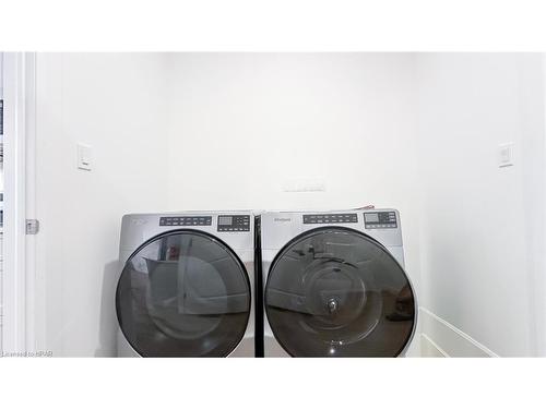 432 Coast Drive, Goderich, ON - Indoor Photo Showing Laundry Room