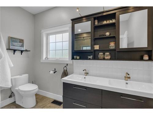 1106 Church St, Wroxeter, ON - Indoor Photo Showing Bathroom