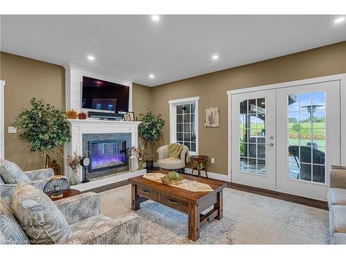 1106 Church St, Wroxeter, ON - Indoor Photo Showing Living Room With Fireplace