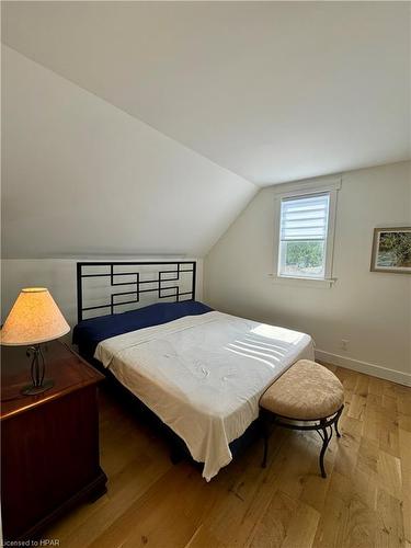 187 St David St Street, Stratford, ON - Indoor Photo Showing Bedroom