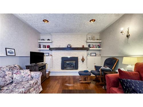 3 Sparling Crescent, St. Marys, ON - Indoor Photo Showing Living Room With Fireplace