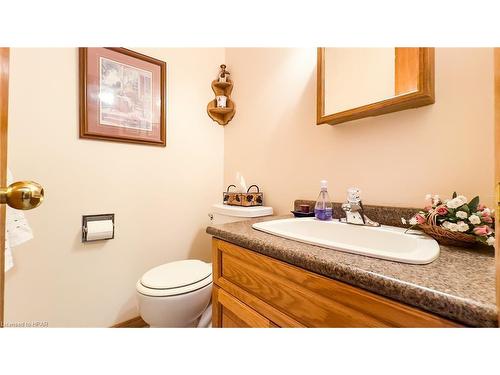 3 Sparling Crescent, St. Marys, ON - Indoor Photo Showing Bathroom