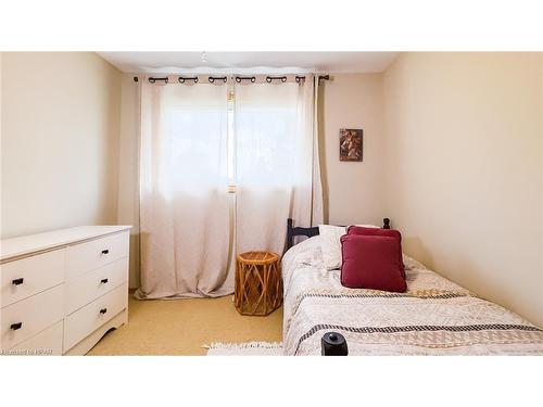 3 Sparling Crescent, St. Marys, ON - Indoor Photo Showing Bedroom