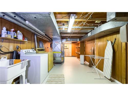 3 Sparling Crescent, St. Marys, ON - Indoor Photo Showing Laundry Room