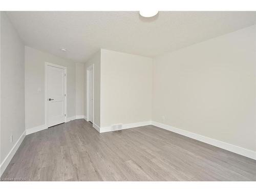 225B Thames Avenue, Mitchell, ON - Indoor Photo Showing Other Room