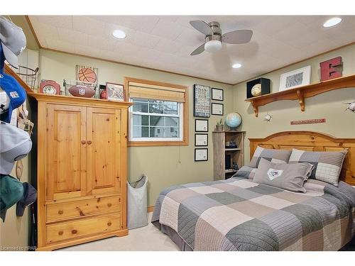 2828 Line 34, Perth East, ON - Indoor Photo Showing Bedroom