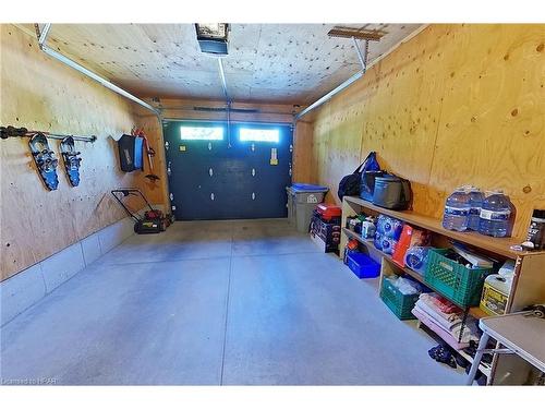 154 Sills Street, Seaforth, ON - Indoor Photo Showing Garage