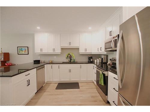 154 Sills Street, Seaforth, ON - Indoor Photo Showing Kitchen With Upgraded Kitchen