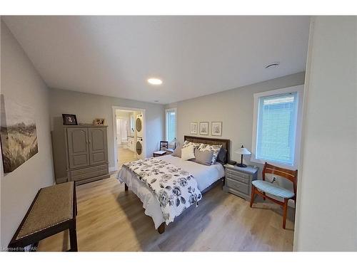 154 Sills Street, Seaforth, ON - Indoor Photo Showing Bedroom