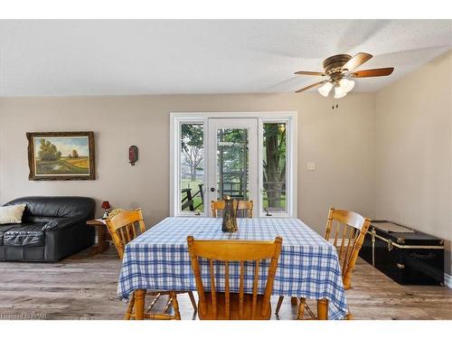 250 Stella Avenue, Glencoe, ON - Indoor Photo Showing Dining Room