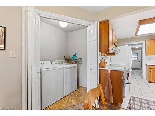 250 Stella Avenue, Glencoe, ON - Indoor Photo Showing Laundry Room