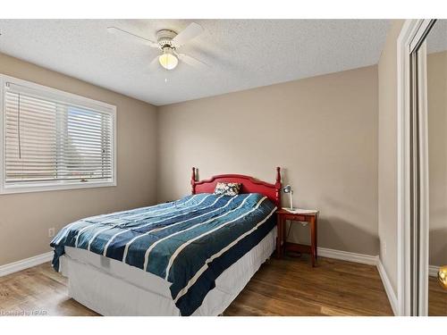 250 Stella Avenue, Glencoe, ON - Indoor Photo Showing Bedroom