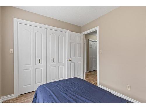 250 Stella Avenue, Glencoe, ON - Indoor Photo Showing Bedroom