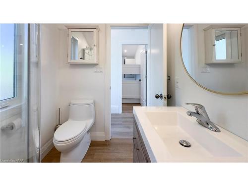 78545 Bluewater Highway, Central Huron, ON - Indoor Photo Showing Bathroom