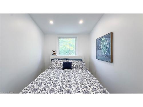 78545 Bluewater Highway, Central Huron, ON - Indoor Photo Showing Bedroom