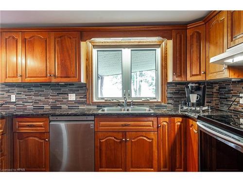 4720 Line 39, Perth East, ON - Indoor Photo Showing Kitchen With Double Sink