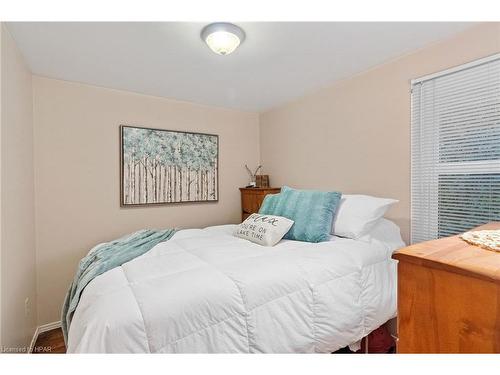 11 Melbourne Street, Port Albert, ON - Indoor Photo Showing Bedroom