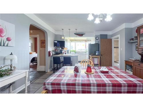 73399 London Road, Kippen, ON - Indoor Photo Showing Dining Room