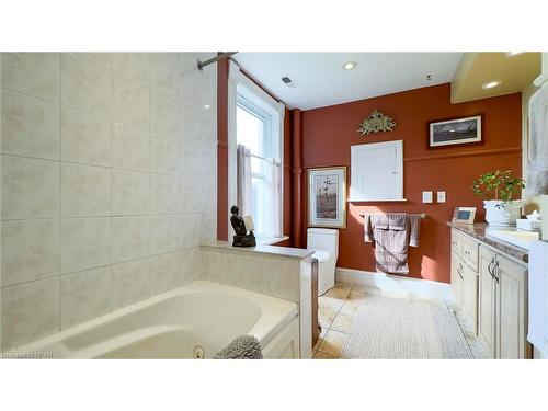 73399 London Road, Kippen, ON - Indoor Photo Showing Bathroom