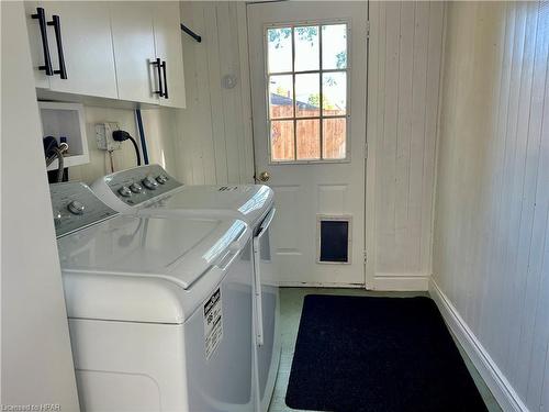 163 Scott Street, Wingham, ON - Indoor Photo Showing Laundry Room