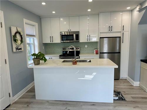 163 Scott Street, Wingham, ON - Indoor Photo Showing Kitchen With Double Sink With Upgraded Kitchen