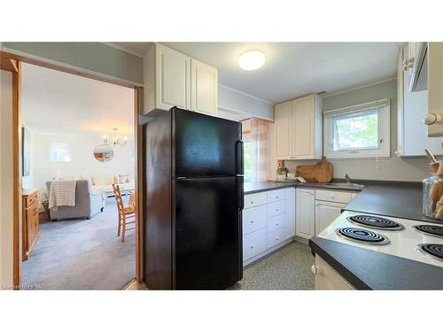 27 Bluewater Drive, Central Huron, ON - Indoor Photo Showing Kitchen