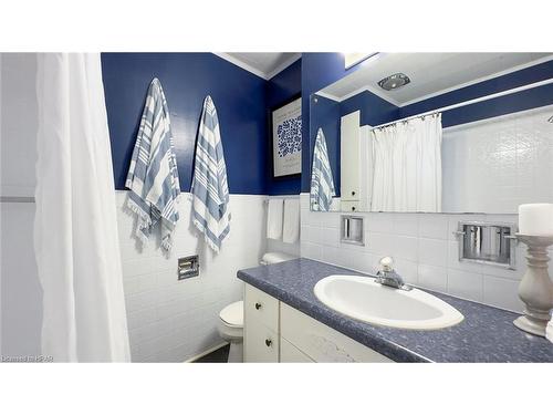 27 Bluewater Drive, Central Huron, ON - Indoor Photo Showing Bathroom