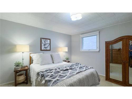 27 Bluewater Drive, Central Huron, ON - Indoor Photo Showing Bedroom