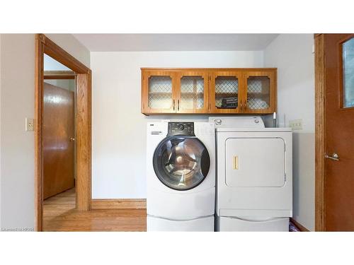 71 Thomas Street, Brussels, ON - Indoor Photo Showing Laundry Room