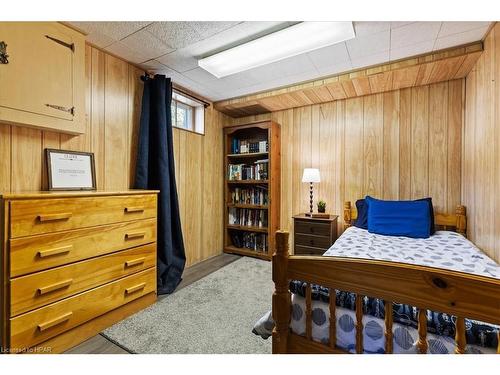 188 Princess Street, Stratford, ON - Indoor Photo Showing Bedroom